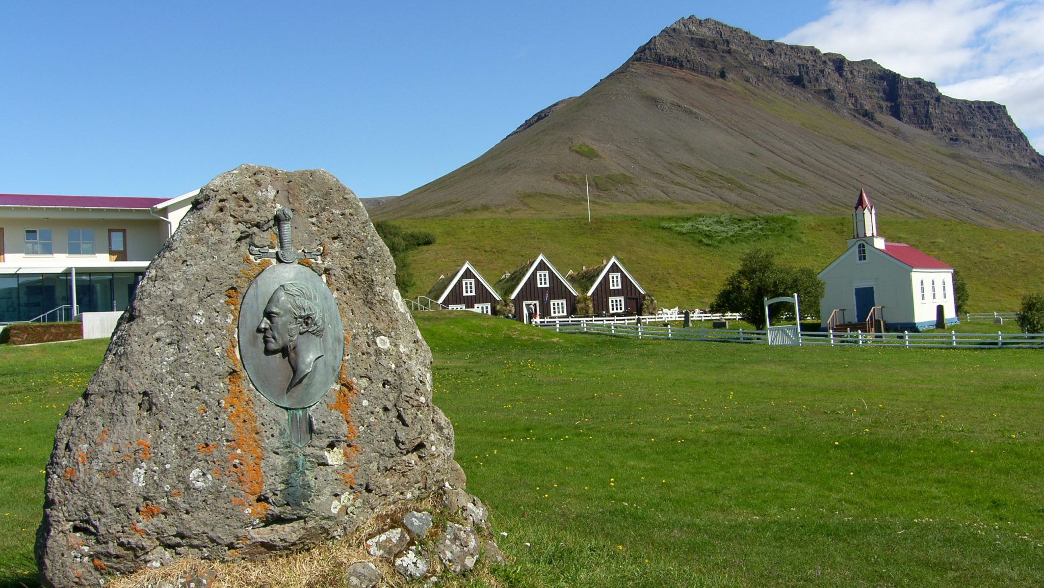 Hrafnseyri in Arnarfjörður