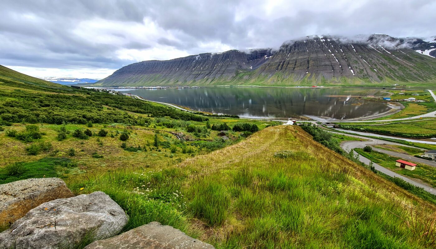 Stillness at Skutulsfjörður
