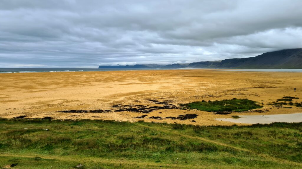 Rauðasandur Beach (Red Sands)