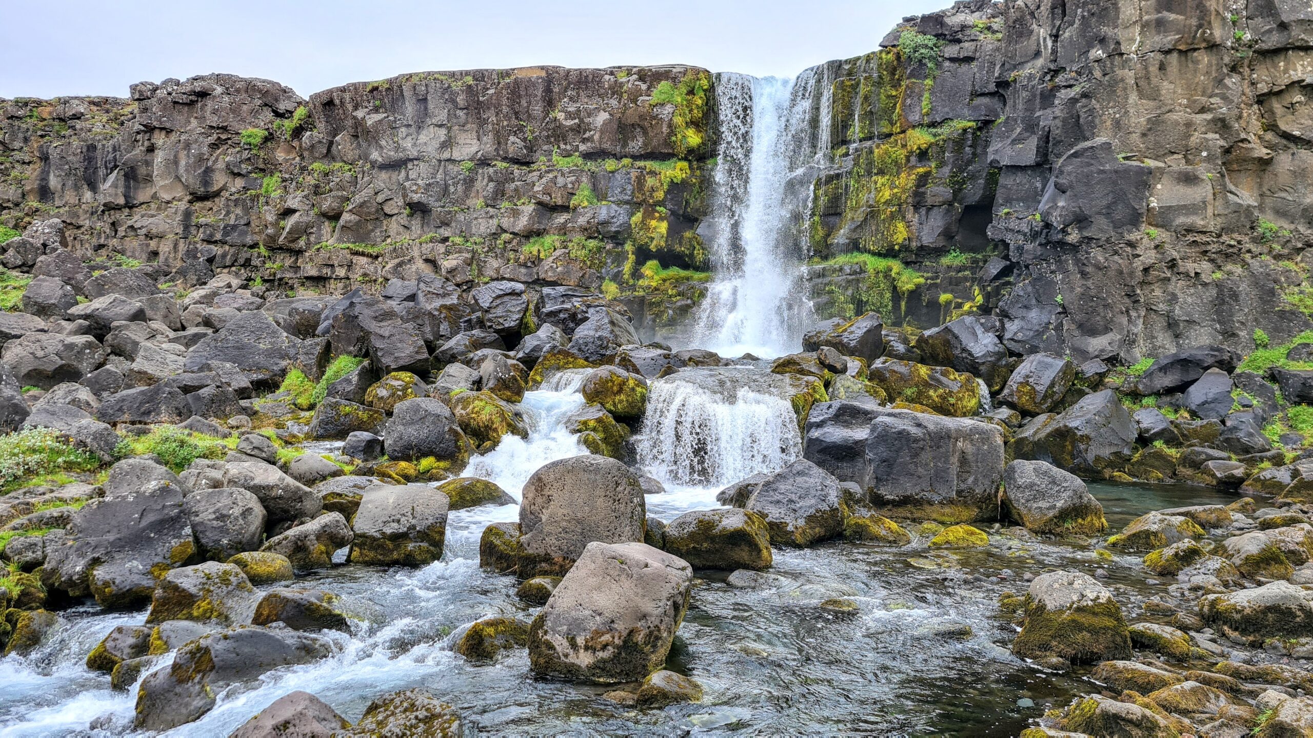 Öxarárfoss Waterfall in Þingvellir